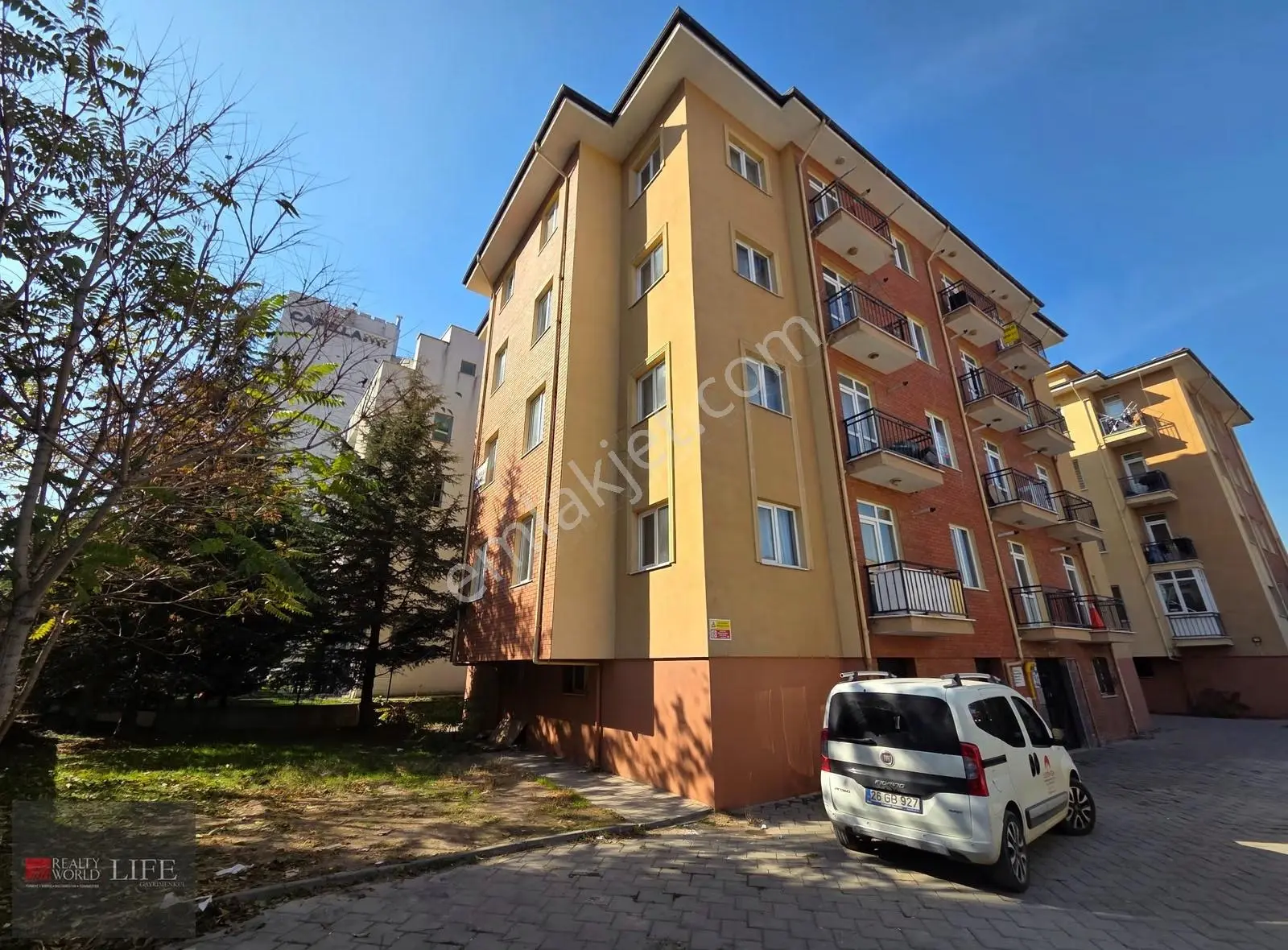 Rw Lıfe // Yenibağlar Siteiçi Arakat Asansörlü 1+1 Kiralık Daire