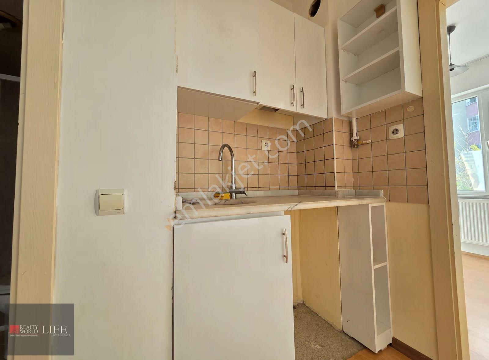 Rw Lıfe // Yenibağlar Siteiçi Arakat Asansörlü 1+1 Kiralık Daire - Görsel 14