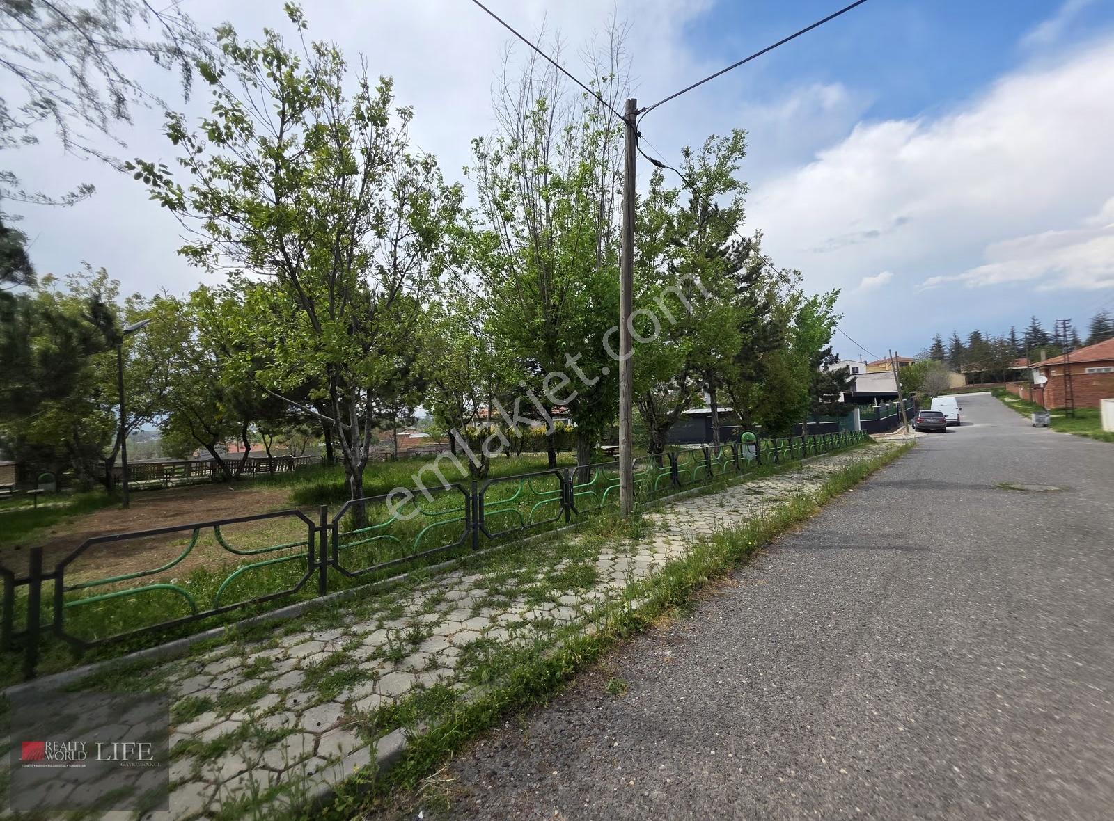 Aşağısöğütönü Mahallesi Villa İmarlı Satılık Arsa