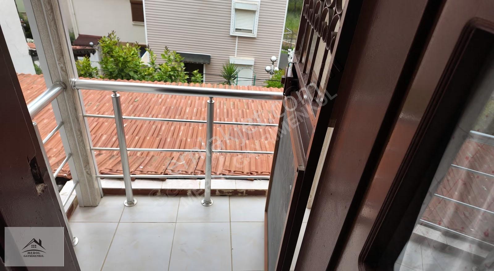 Yeni Foça'da Sahile Yakın, Teraslı Dubleks Yazlık - Görsel 35