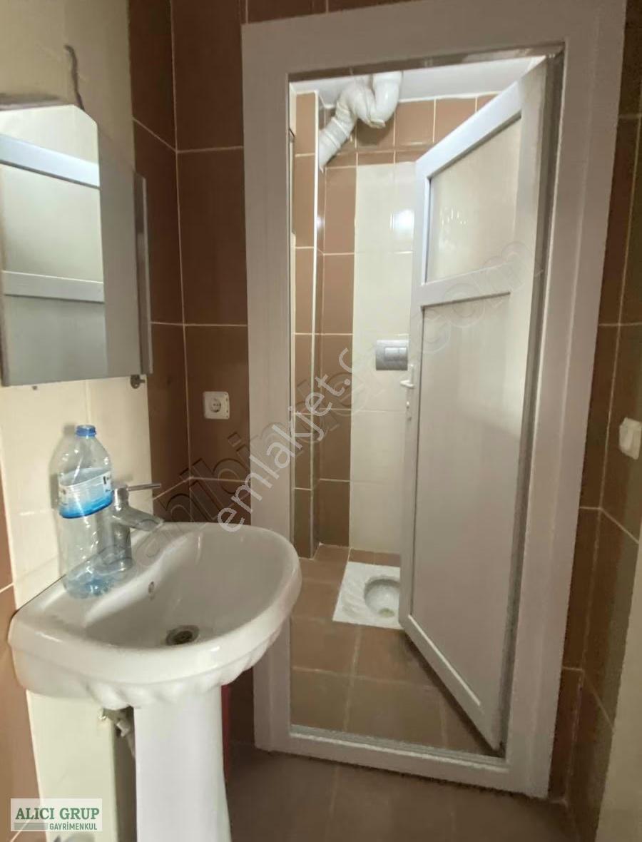Kiralık 3+1 Kombili-cadde Üstünde - Görsel 7