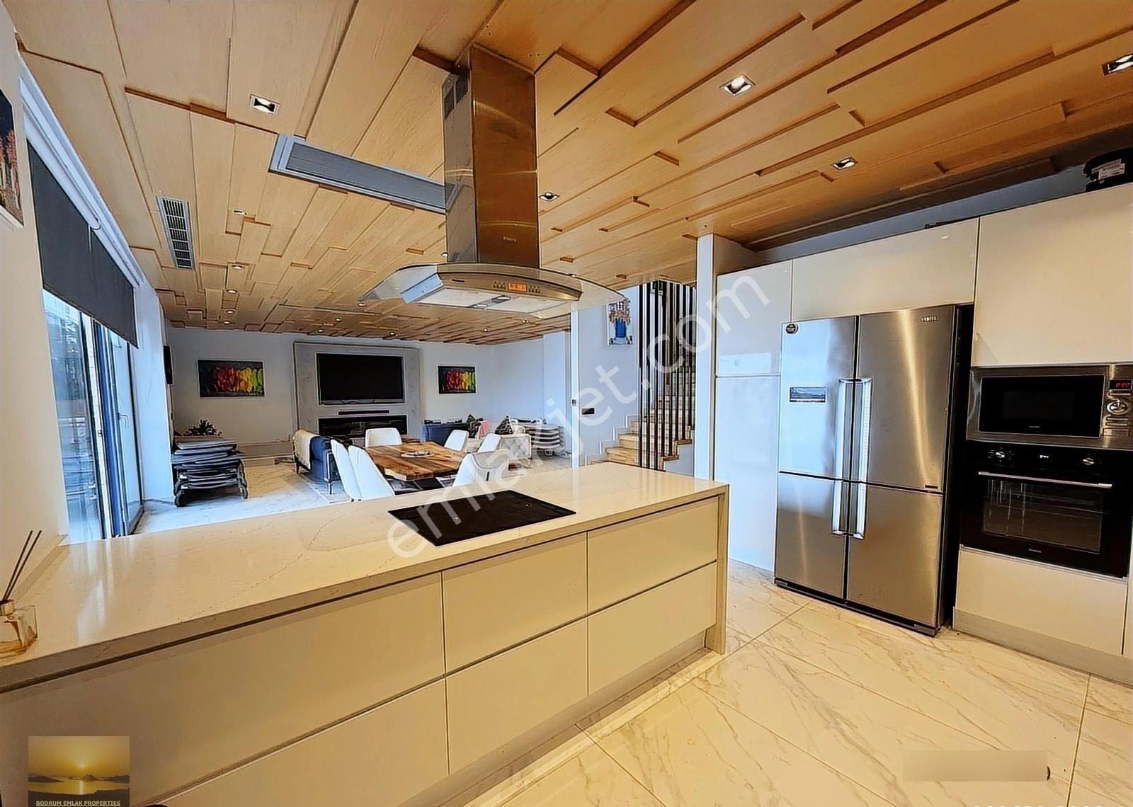 Satılık Müstakil Villa Deniz Kenarı Manzaralı Havuzlu Ev Plajlı - Görsel 10