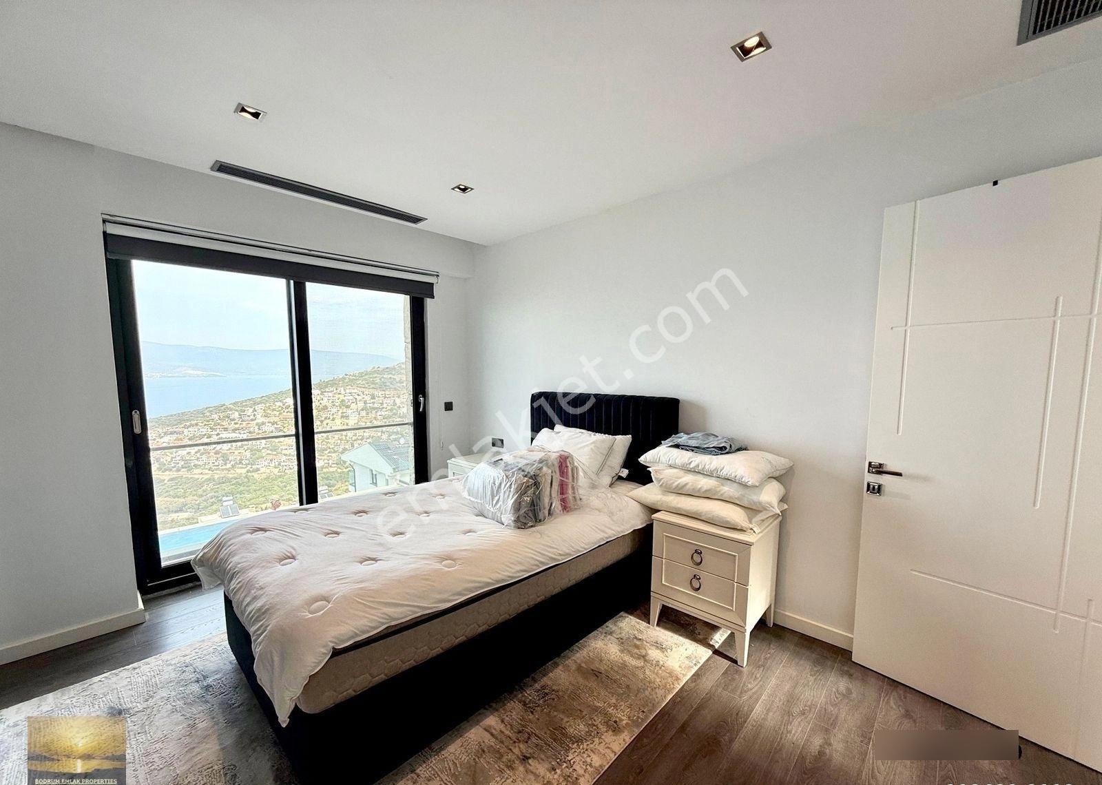 Satılık Müstakil Villa Deniz Kenarı Manzaralı Havuzlu Ev Plajlı - Görsel 5