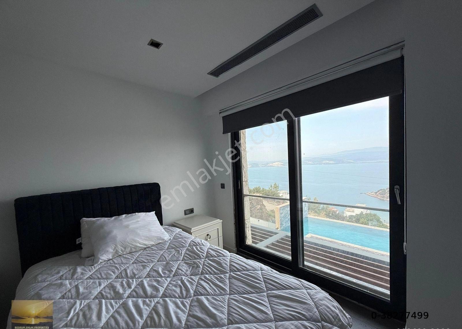 Satılık Müstakil Villa Deniz Kenarı Manzaralı Havuzlu Ev Plajlı - Görsel 33