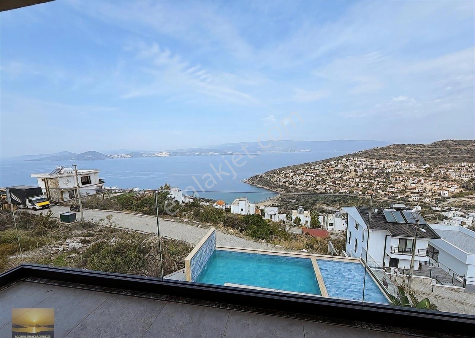 Satılık Müstakil Villa Deniz Kenarı Manzaralı Havuzlu Ev Plajlı - Görsel 17