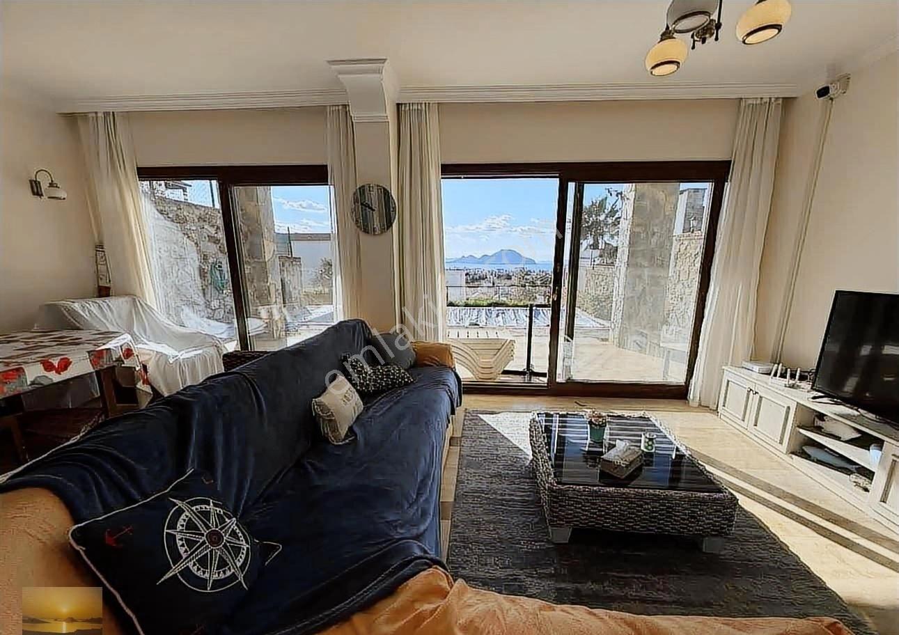 Satılık Villa Denize Yakın Müstakil Ev Yabancıdan Eşyalı - Görsel 3