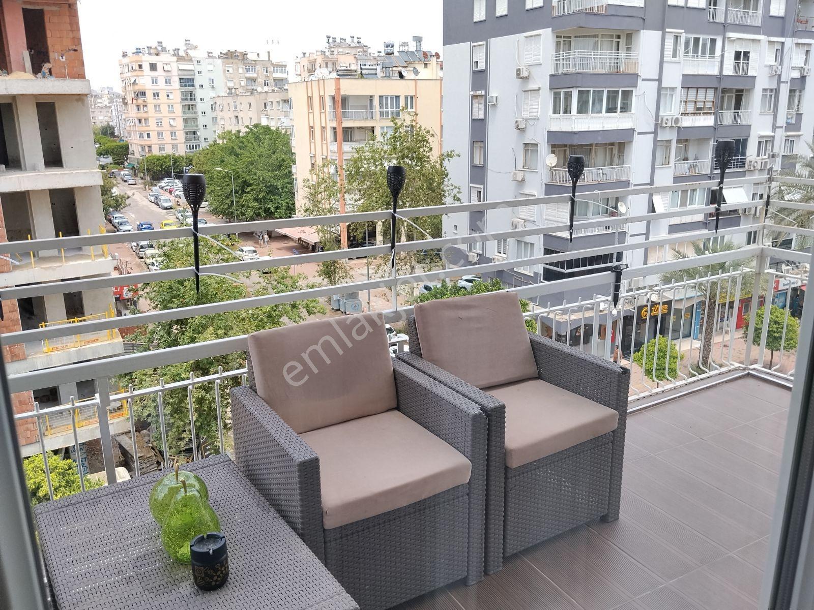 Bahçelievler Mahallesi Satılık 3+1 Full Tadilatlı Daire - Görsel 10