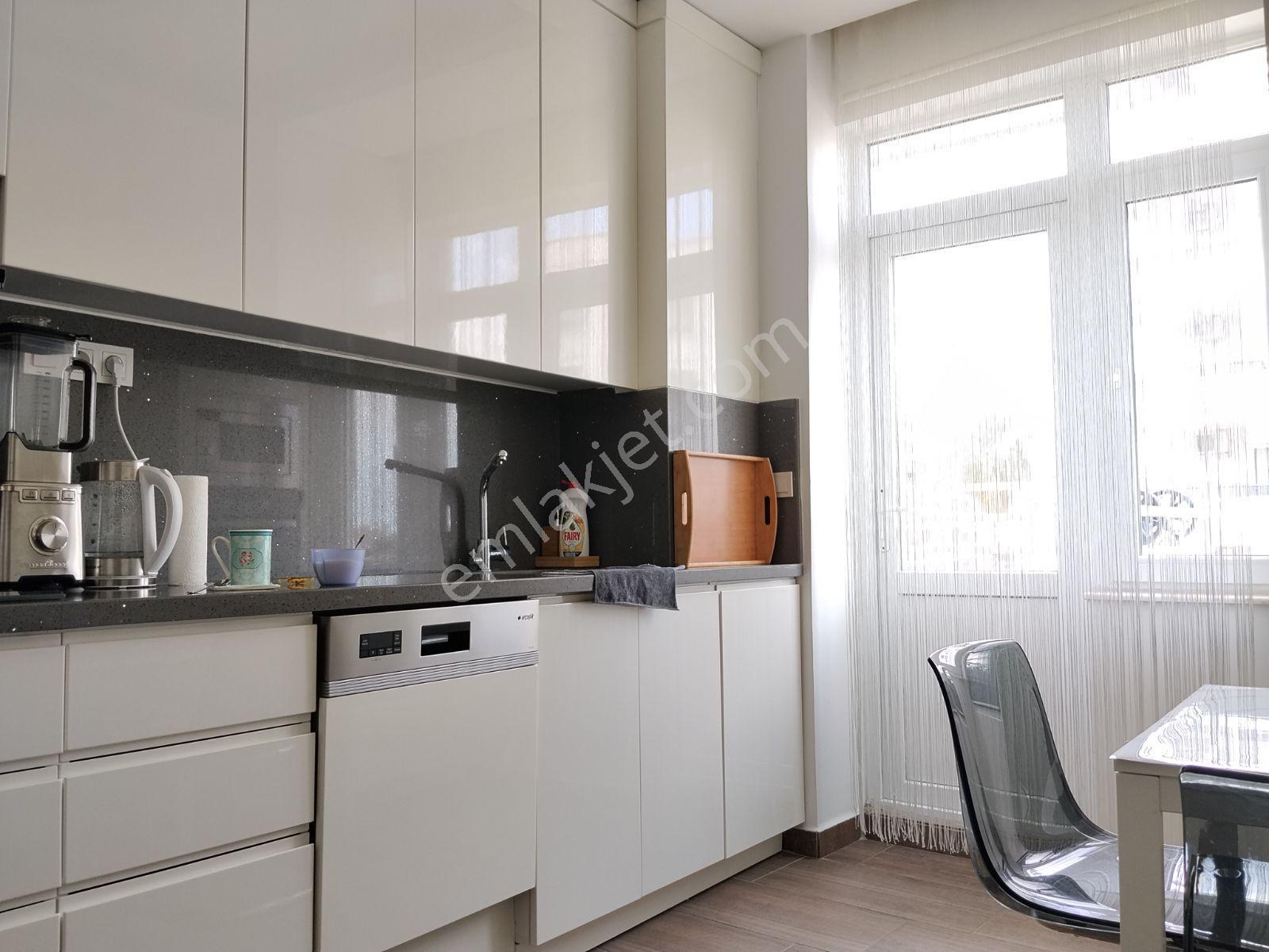 Bahçelievler Mahallesi Satılık 3+1 Full Tadilatlı Daire - Görsel 16