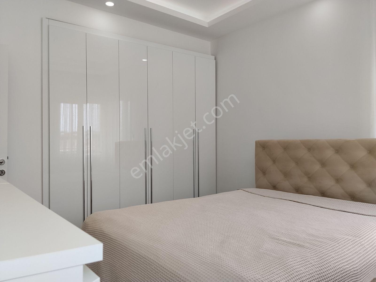 Bahçelievler Mahallesi Satılık 3+1 Full Tadilatlı Daire - Görsel 18
