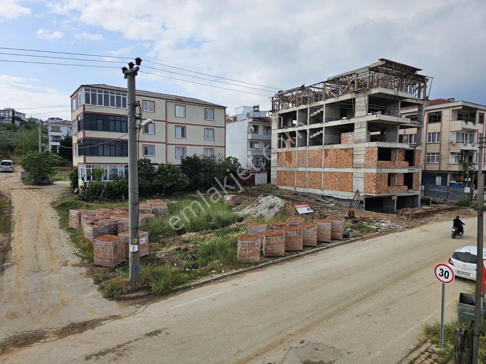 Ay Emlak'tan Armutlu İlçe Merkezinde Kiralık Eşyalı 2+1 Daire - Görsel 26