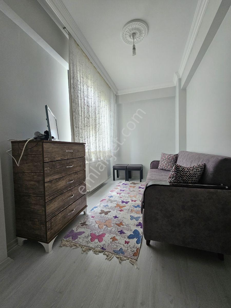 Ay Emlak'tan Armutlu İlçe Merkezinde Kiralık Eşyalı 2+1 Daire - Görsel 11