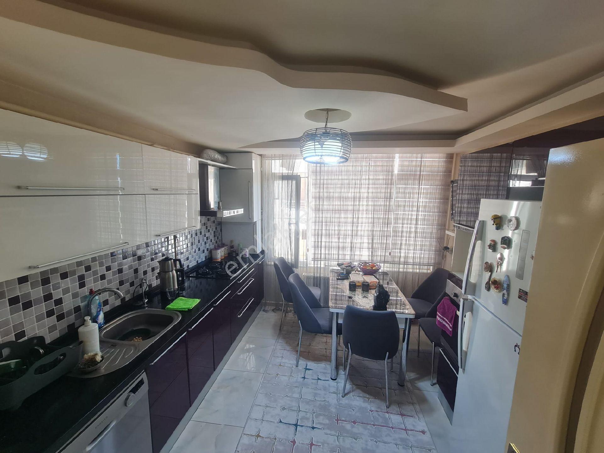 Eryavuz Dan Karaköprü Doğukent Mah. Şehit Mahmut Tekke Okulu Yanında 3+1 Odalı,bakımlı, Temiz, - Görsel 23
