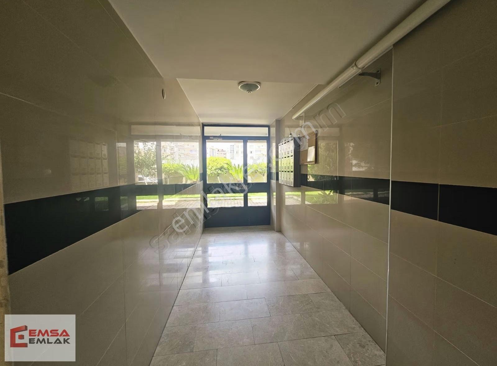 Çağlayan'da Havuzlu Sitede Doğalgazlı 2+1 Kiralık Daire - Görsel 6