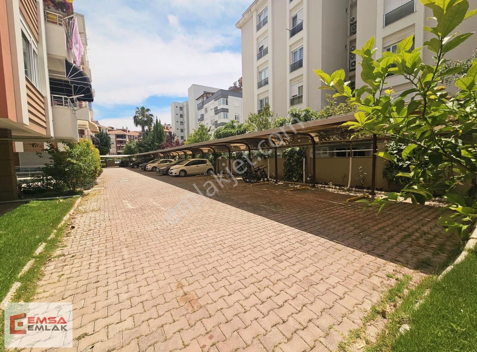 Çağlayan'da Havuzlu Sitede Doğalgazlı 2+1 Kiralık Daire - Görsel 21