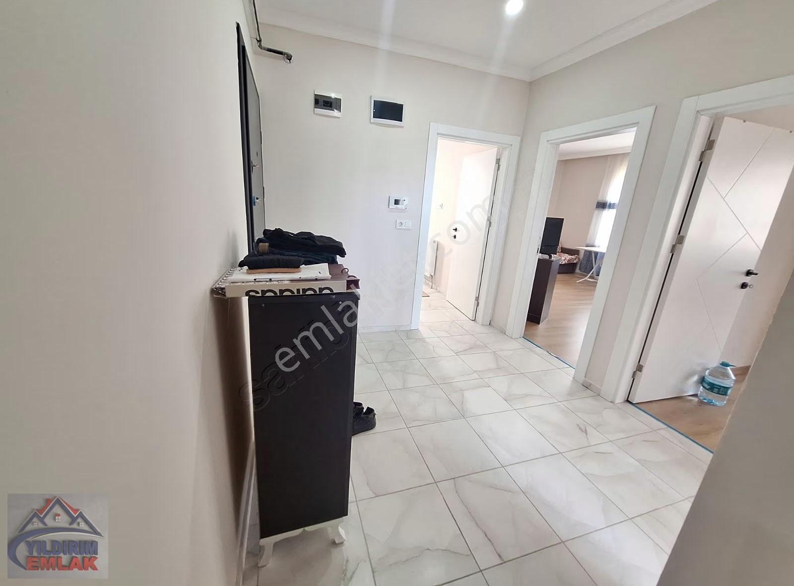 Çayırova Özgürlük Mah. 2+1 Geniş Daire 107 M2 Asansörlü İskanli - Görsel 9