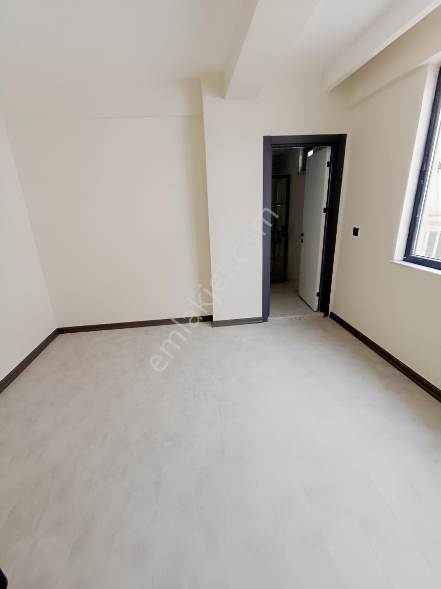 Çamlıca'da Kiralık Ebeveyn Banyolu Ultra Lüx 3+1 Daire - Görsel 31