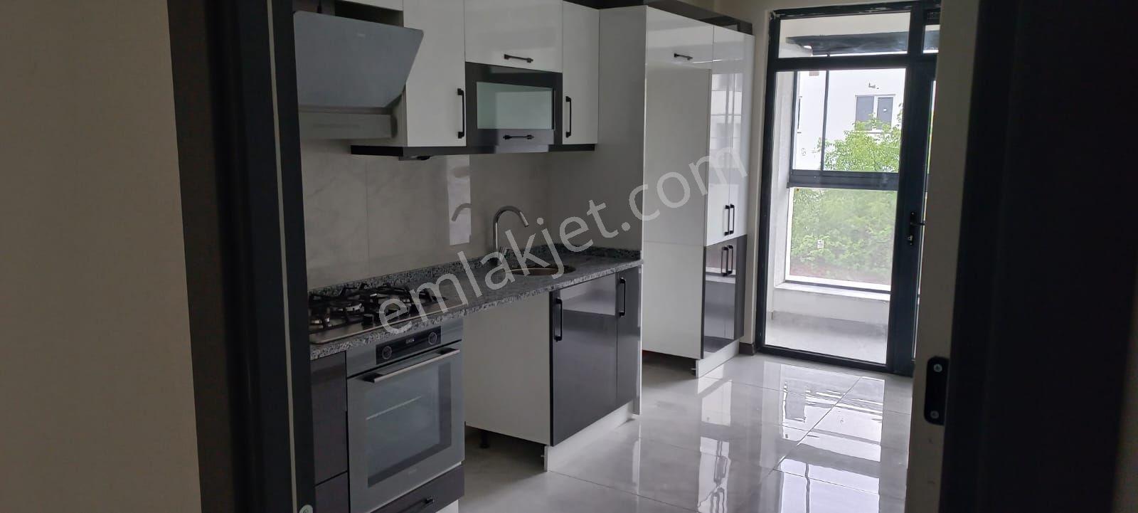 Çamlıca'da Kiralık Ebeveyn Banyolu Ultra Lüx 3+1 Daire - Görsel 33