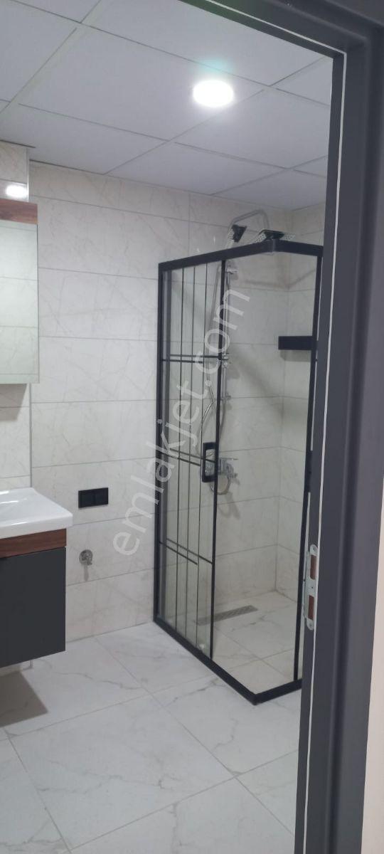 Çamlıca'da Kiralık Ebeveyn Banyolu Ultra Lüx 3+1 Daire - Görsel 29
