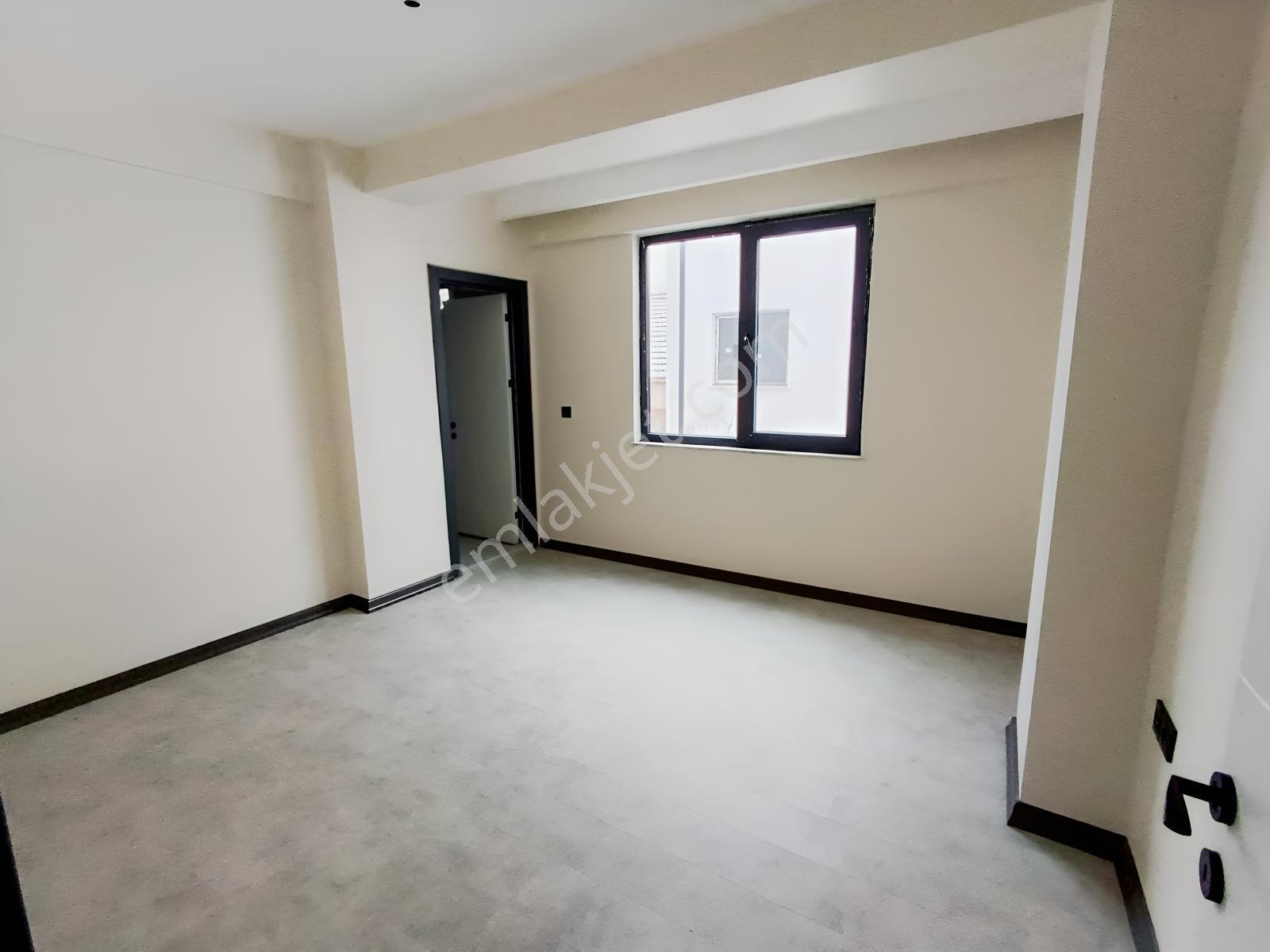 Çamlıca'da Kiralık Ebeveyn Banyolu Ultra Lüx 3+1 Daire - Görsel 24