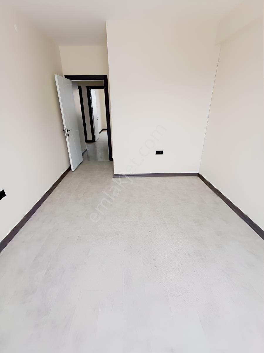 Çamlıca'da Kiralık Ebeveyn Banyolu Ultra Lüx 3+1 Daire - Görsel 3