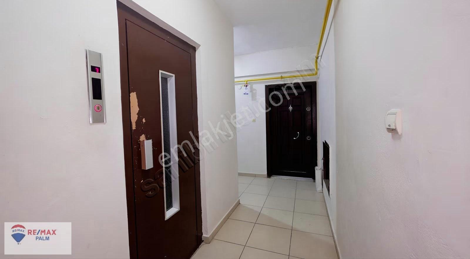 Remax Palm'den Pirireis Mah.'de Geniş Oturuma Sahip Kiralık 3+1 - Görsel 31