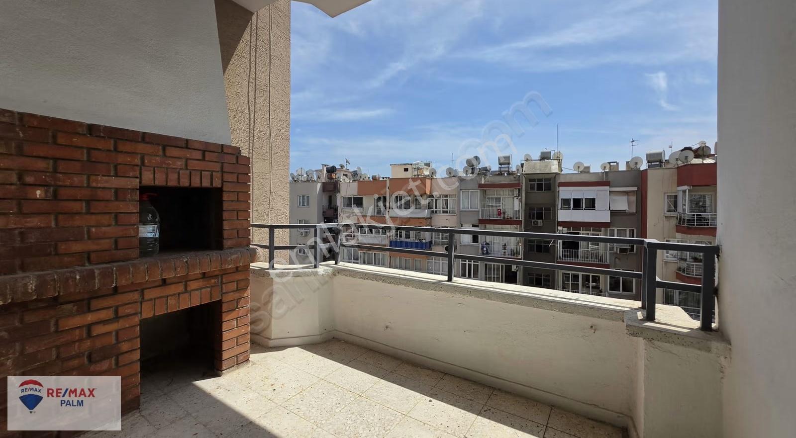Remax Palm'den Pirireis Mah.'de Geniş Oturuma Sahip Kiralık 3+1 - Görsel 14