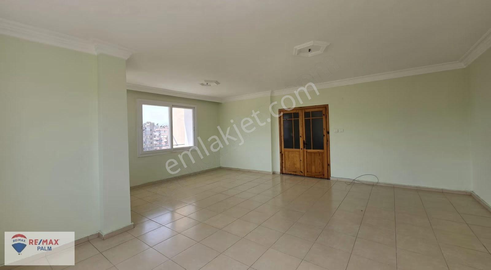 Remax Palm'den Pirireis Mah.'de Geniş Oturuma Sahip Kiralık 3+1 - Görsel 23