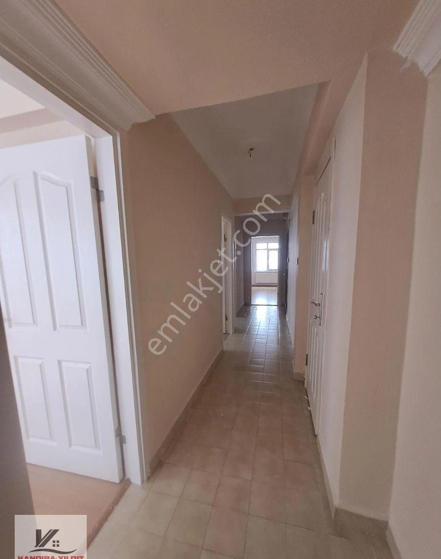 Namık Kemalde Kat İrtifaklı 2 + 1 İçi Boş 90 M2 Satılık Daire - Görsel 5