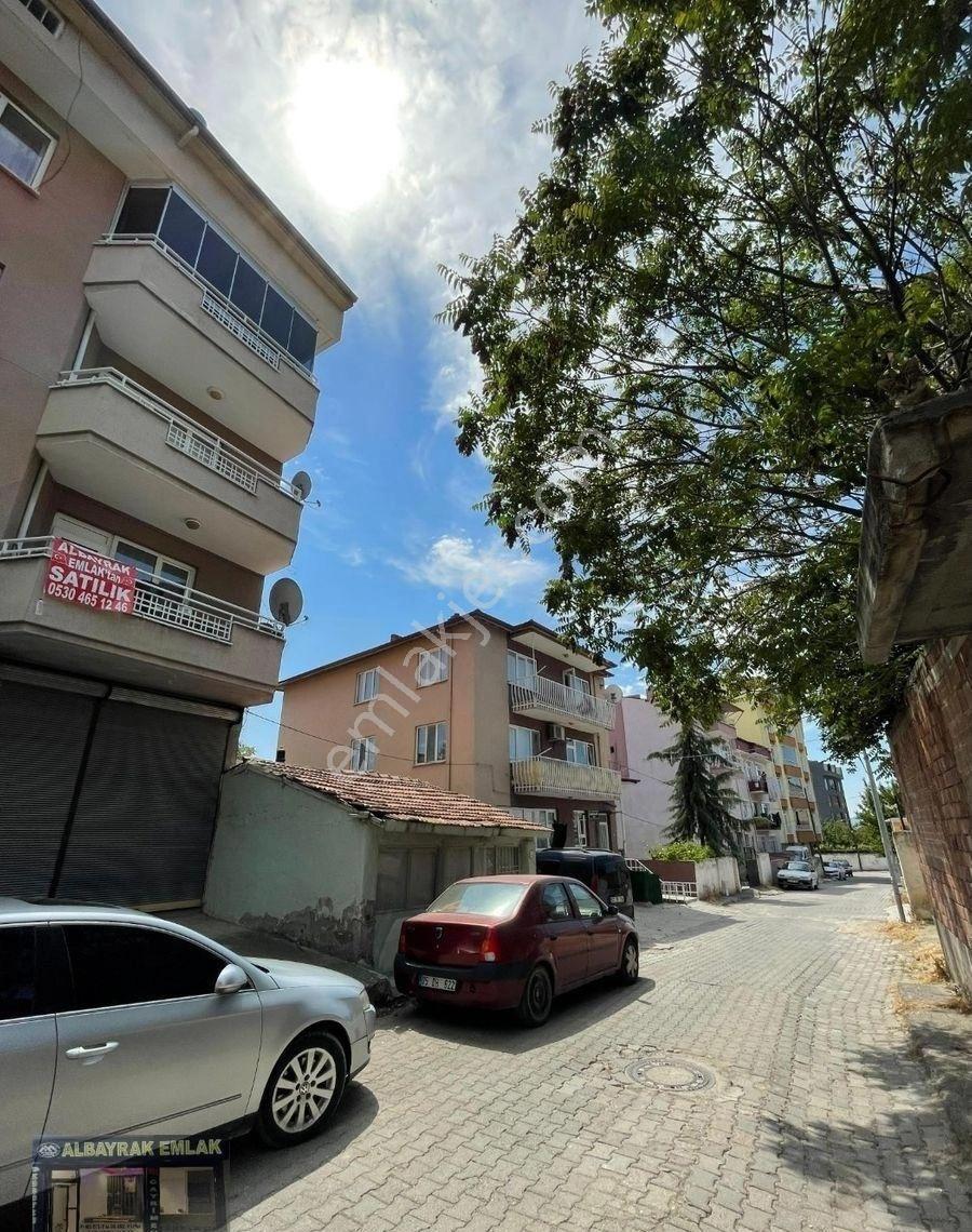 Albayrak'tan Satılık Dükkan Ve 3+1 Daire - Görsel 2