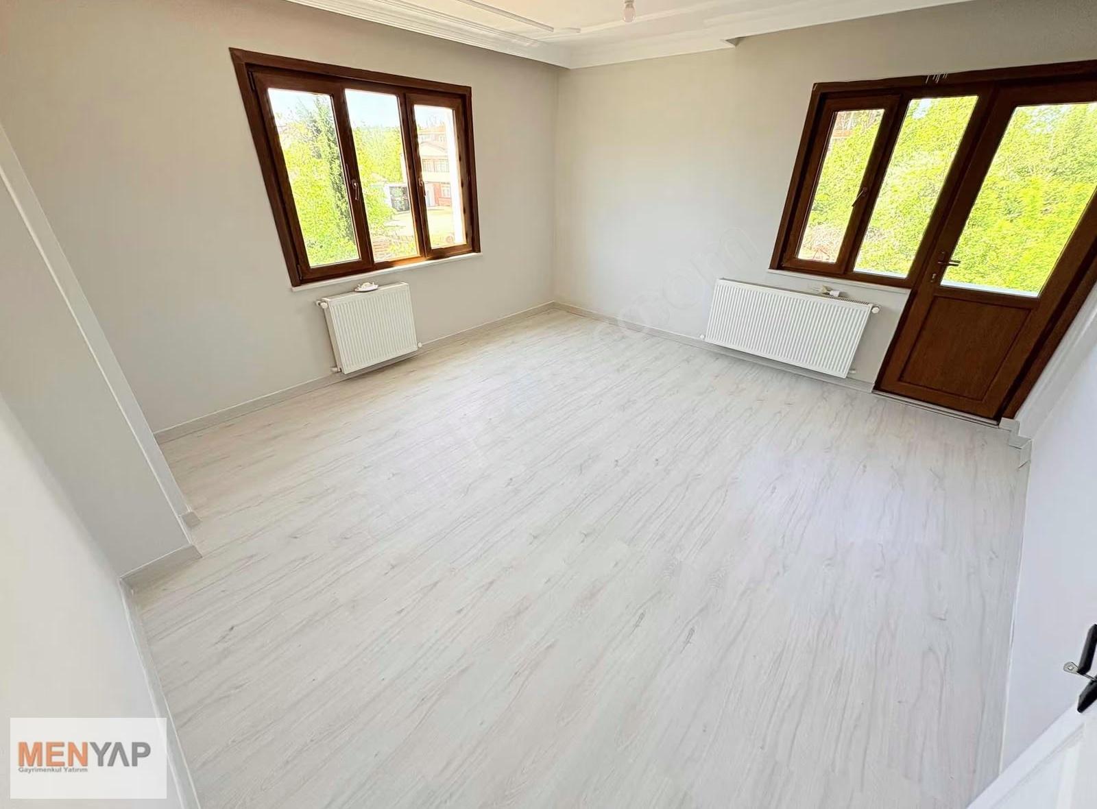 Yeniçiftlikte Her Katı 4+1 Ayrı Daire Düzeninde Müstakil Villa - Görsel 25