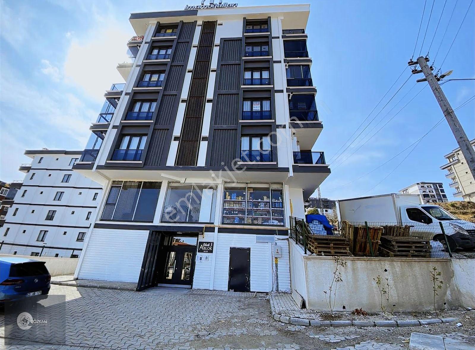Körfezde Bulvara Cephe Kiralık Eşyalı 1+1 Daire