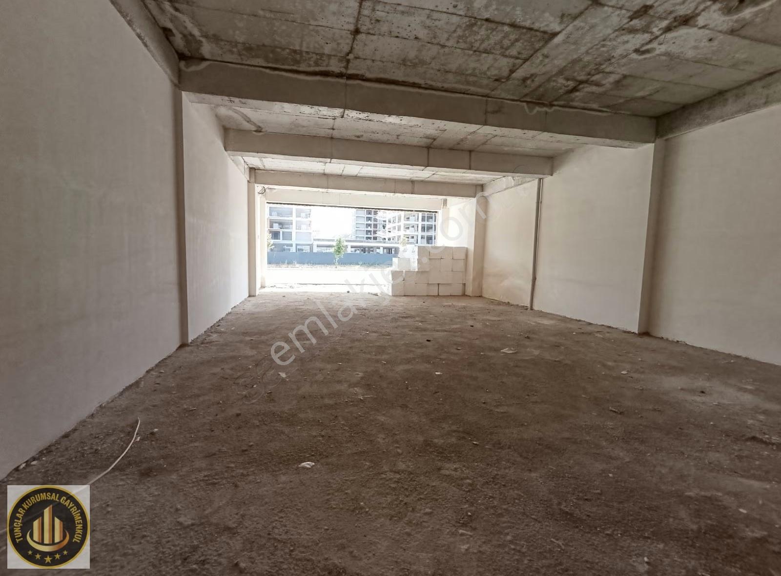 Şehir Hastanesi Civarı Nirvana Yapıda 160m² Satılık Dükkan - Görsel 7