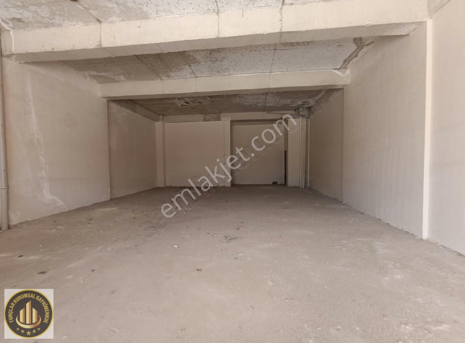 Şehir Hastanesi Civarı Nirvana Yapıda 160m² Satılık Dükkan - Görsel 17