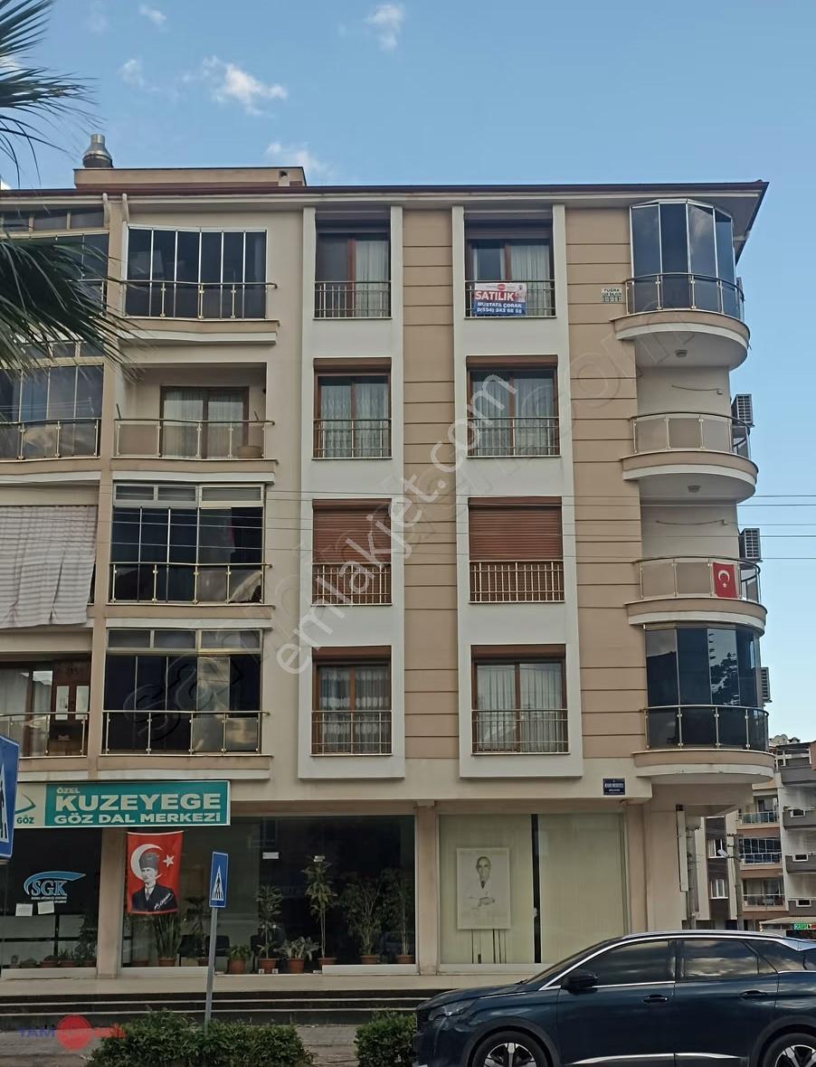 Bergama Merkez De 3+1 Ebeveyn Banyolu Satılık Lüks Daire - Görsel 24