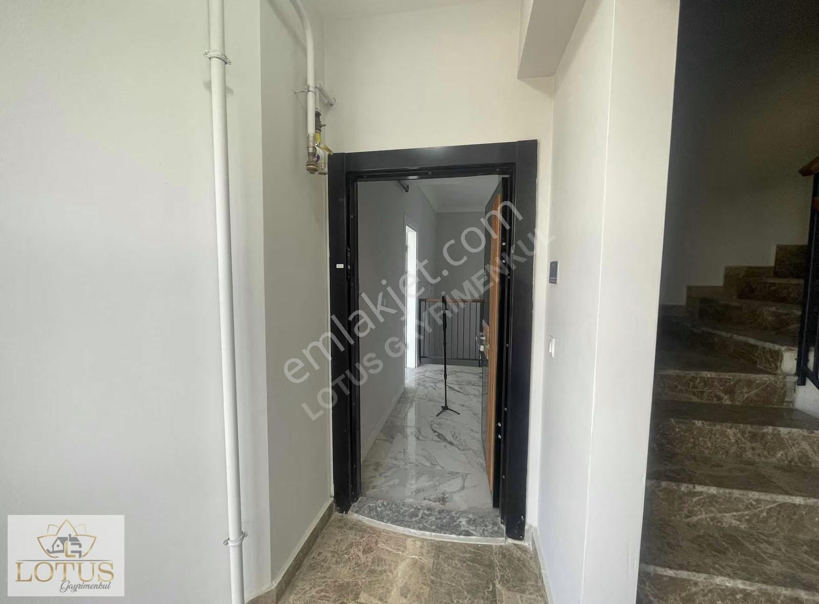 Kartepe Fsmde Siteiçi Havuz Kapalı Otopark Giyinmeodalı 4+1daire - Görsel 32