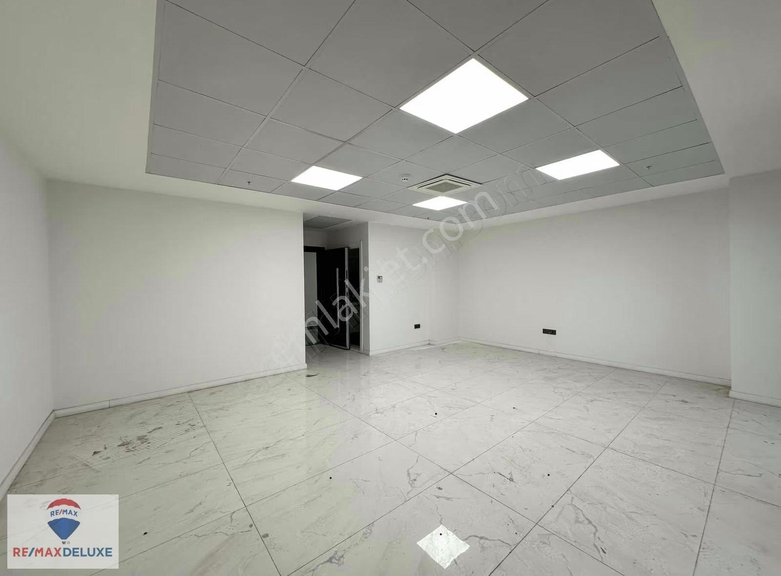 İzmit Sanayi Mahallesi Sapphire Plaza Satılık Ofis - Görsel 8