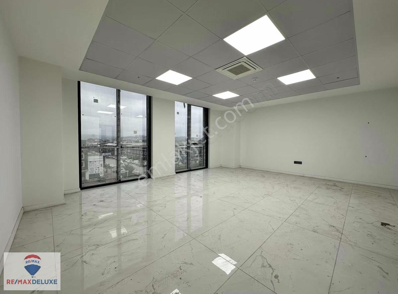 İzmit Sanayi Mahallesi Sapphire Plaza Satılık Ofis - Görsel 2
