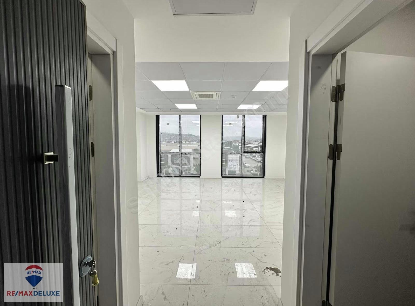 İzmit Sanayi Mahallesi Sapphire Plaza Satılık Ofis - Görsel 10