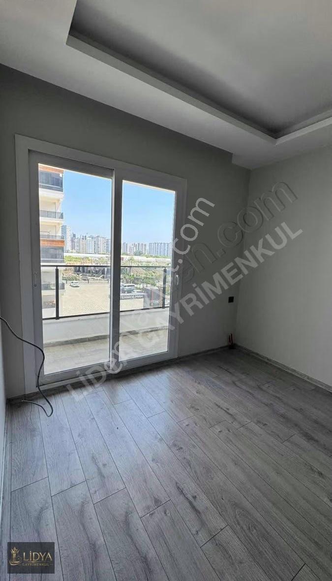Mersin Erdemli Tömük'te Site İçerisinde Satılık 1.5+1 Daire - Görsel 5