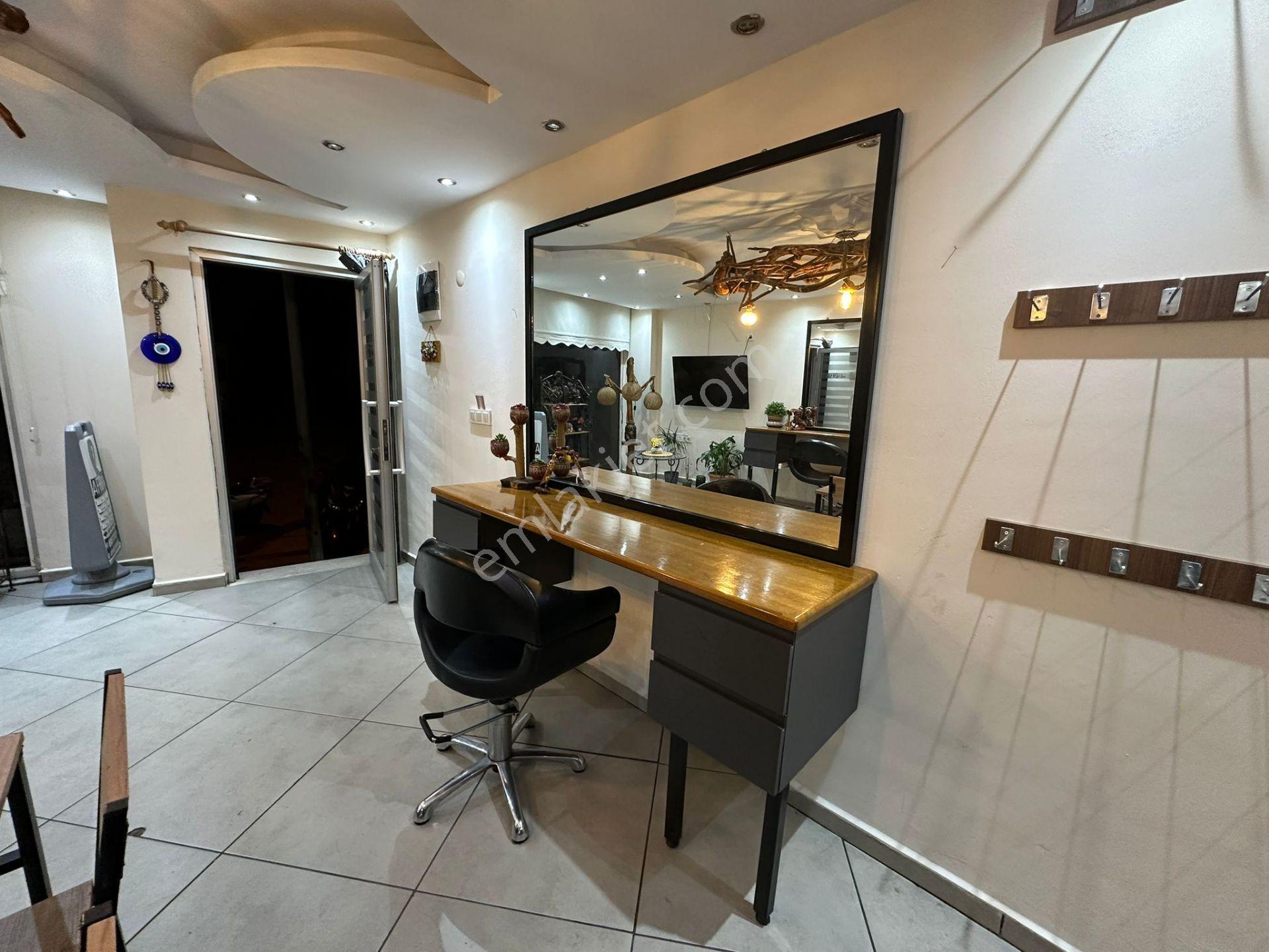 🌅 Kuşadası Merkeze Yakın - Modern Mobilyalı Kiralık Bayan Kuaför Salonu - Görsel 13