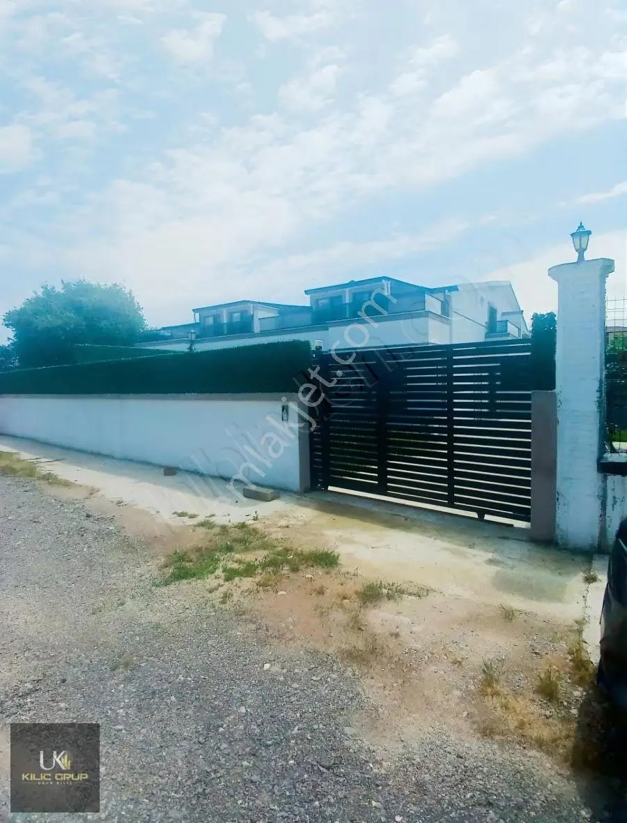 Kılıç Gruptan 4+1 ,140 M2 Bahçe Alanlı Satılık Villa - Görsel 3