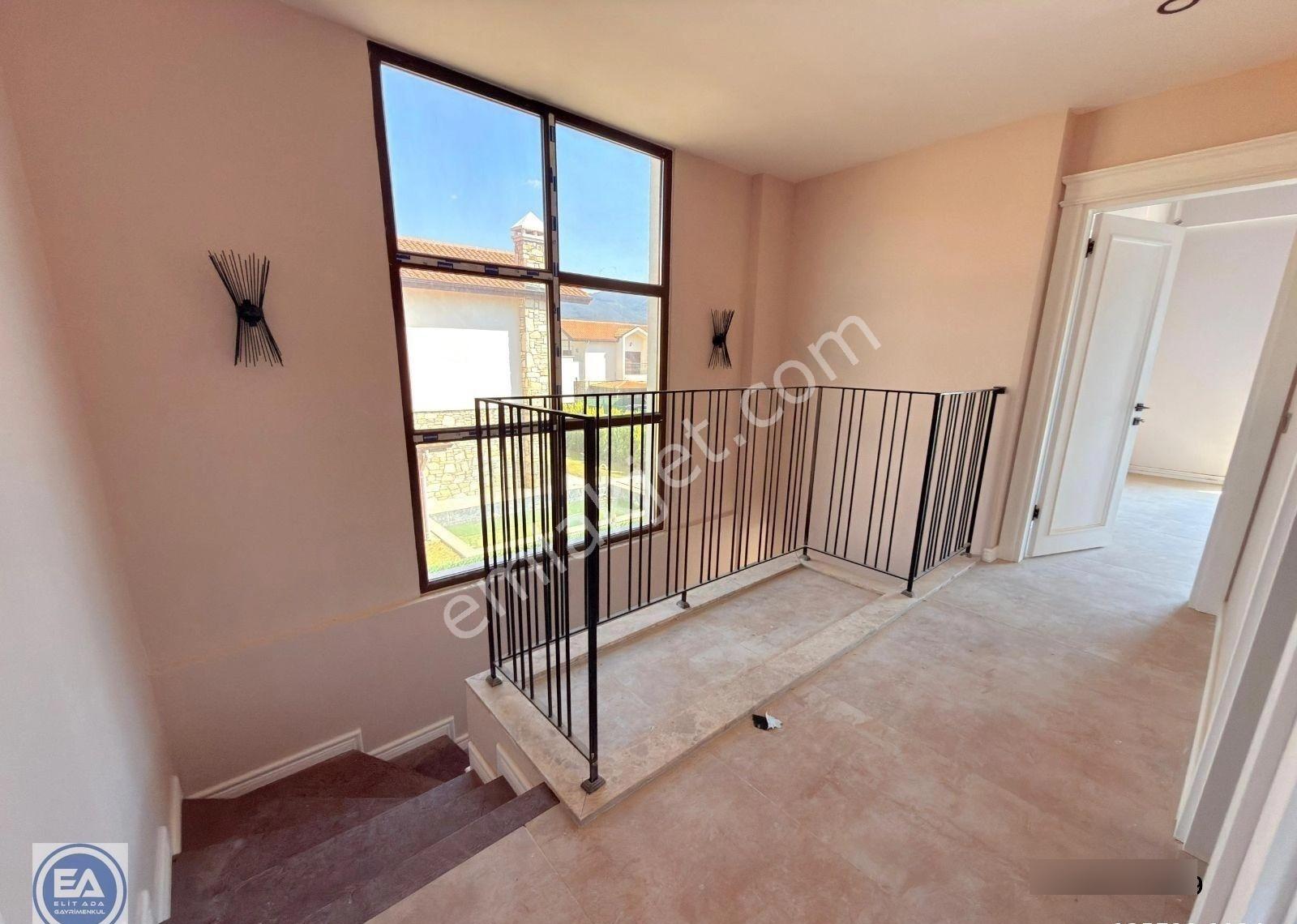 Kuşadası Davutlar Bölgesinde 3+1 Müstakil Satılık Villa - Görsel 28