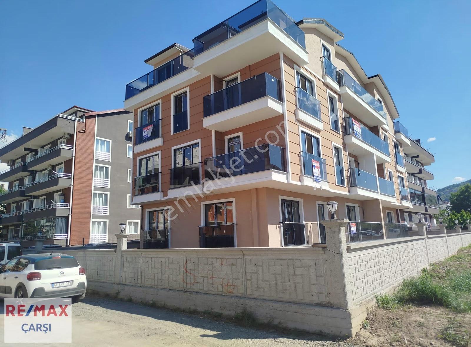 Gölcük Çiftlikte Pazarlıklı Ve Peşinatlı Satılık 2+1 Sıfır Daire - Görsel 16