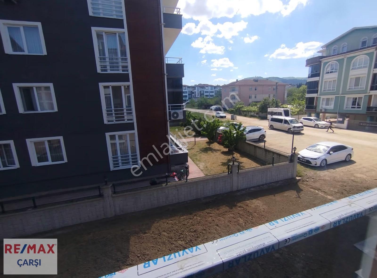Gölcük Çiftlikte Kullanışlı Ara Kat 3+1 Satılık Daire - Görsel 11