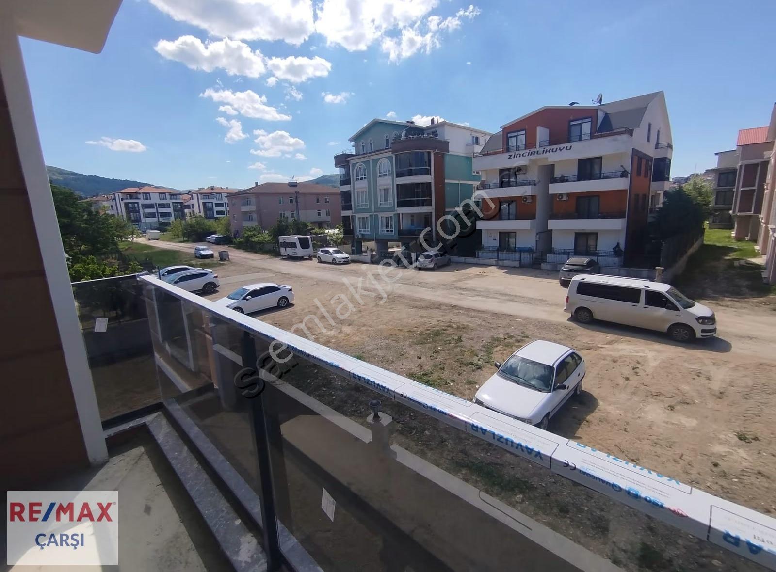 Gölcük Çiftlikte Kullanışlı Ara Kat 3+1 Satılık Daire - Görsel 17