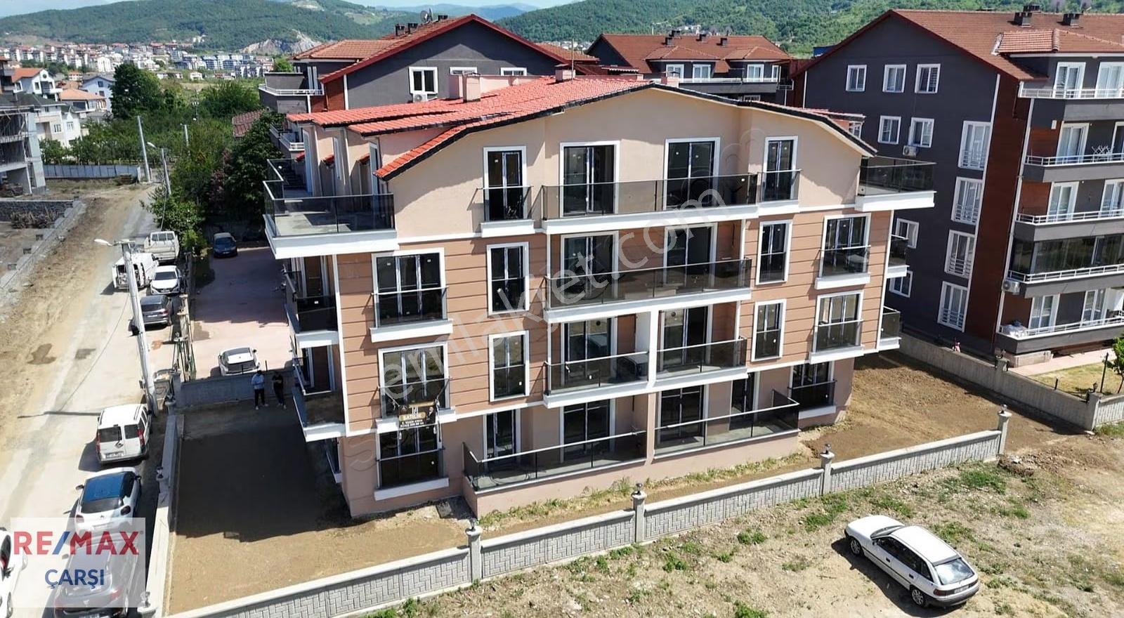 Gölcük Çiftlikte Kullanışlı Ara Kat 3+1 Satılık Daire - Görsel 4