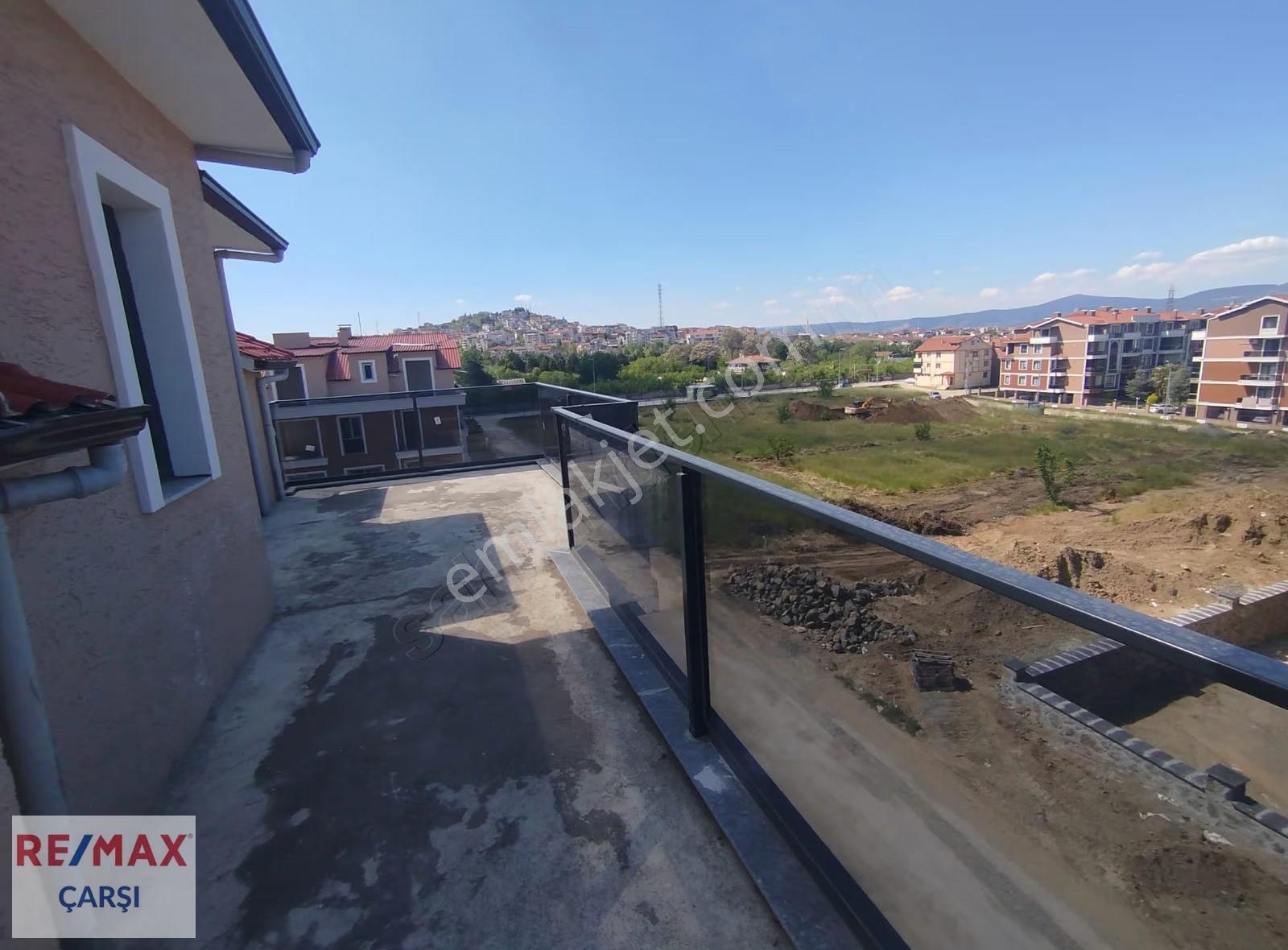 Gölcük Çiftlikte Pazarlığa Açık Satılık 3+1 Çatı Dubleks Daire - Görsel 13