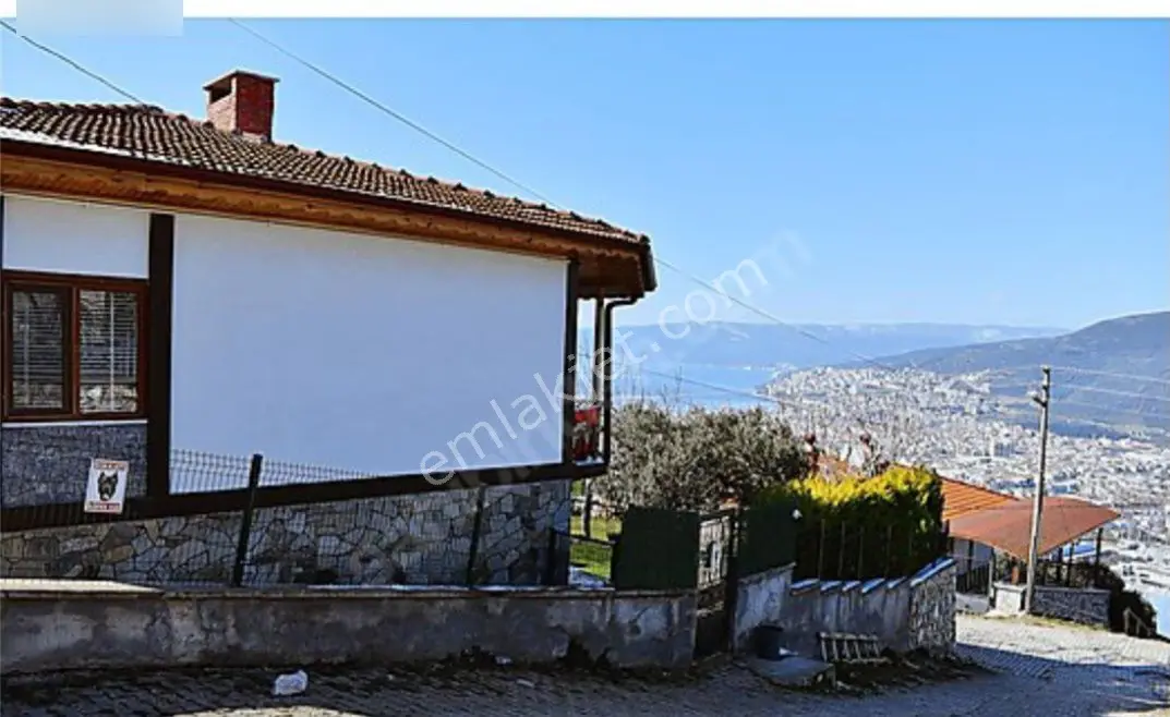 Satılık Umurbey Celal Bayar Evi