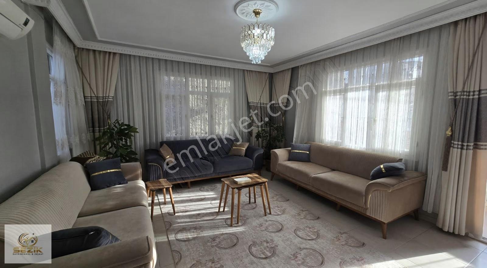 Onur Mh.salı Pazarı Civarı 3 Katlı Müstakil Ev Masrafsız 3+1 Şek - Görsel 18
