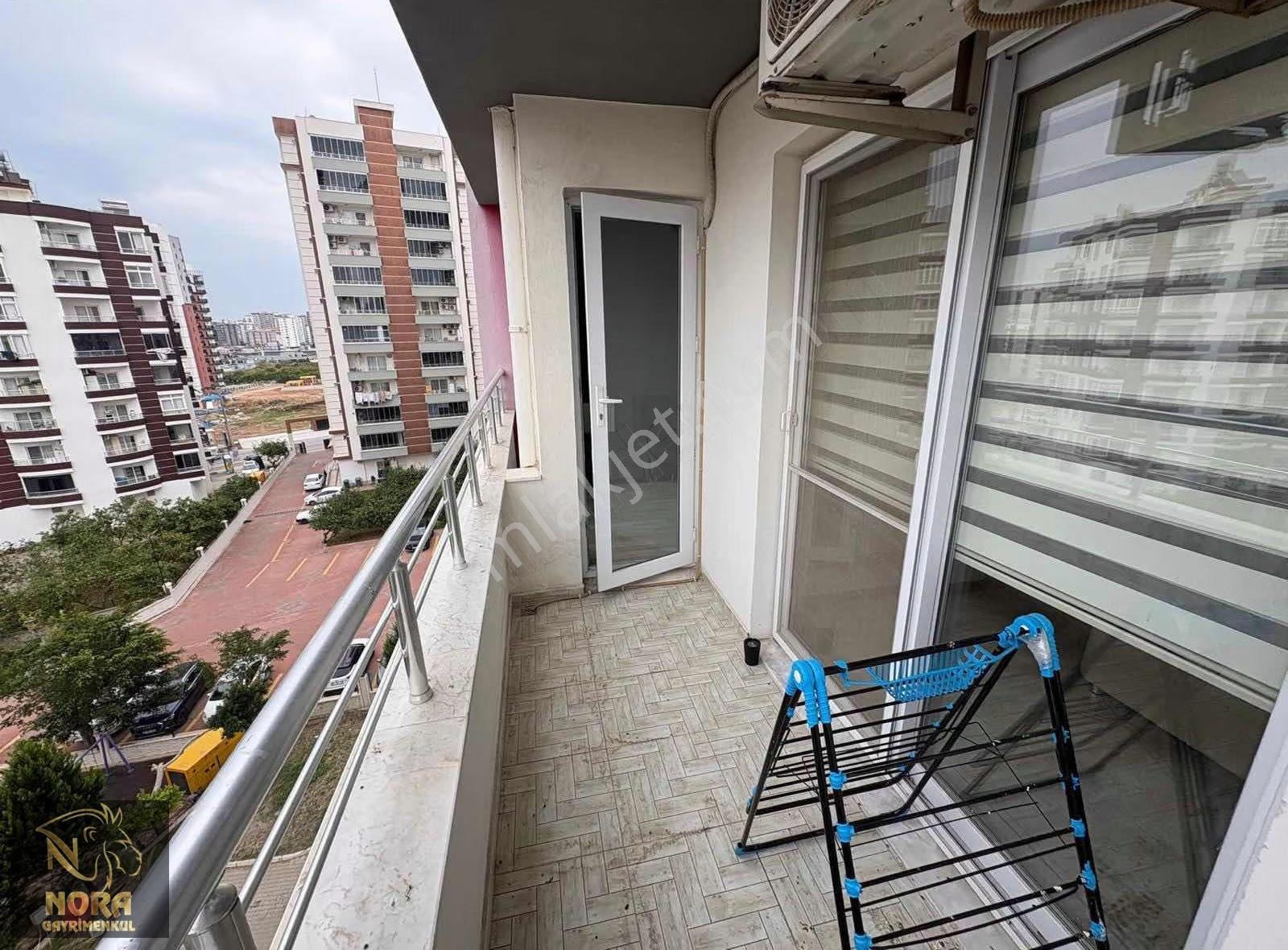 Nora'dan Güvenlikli Üniversite Cad. Kiralık Temiz Eşyalı 1+1 - Görsel 2